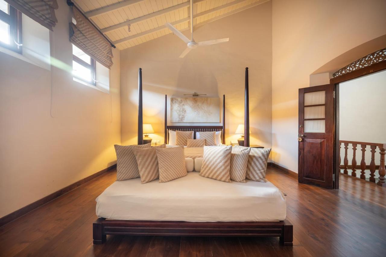 42 Lighthouse Street Hotel Galle Bagian luar foto