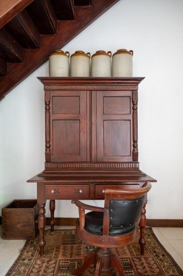 42 Lighthouse Street Hotel Galle Bagian luar foto